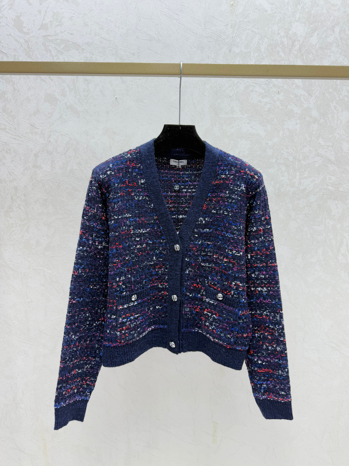 Color-blocked minimalist V-neck knit long-sleeved cardigan