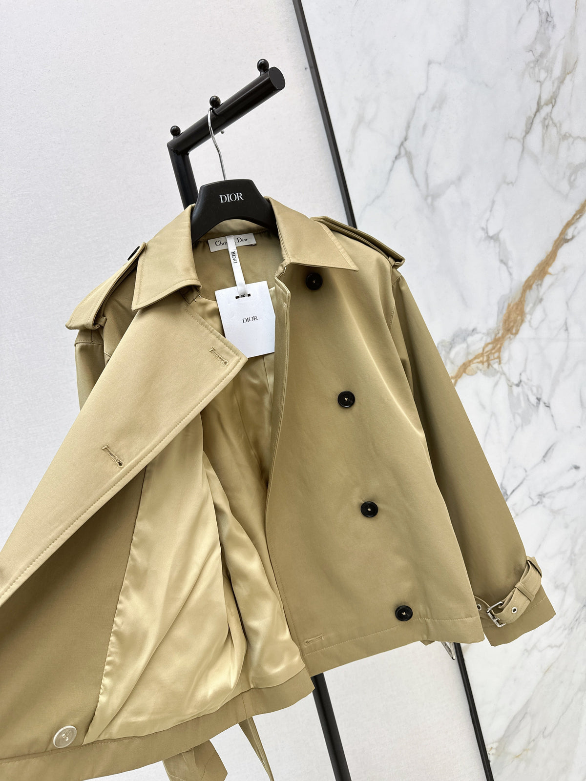 Short trench coat with bee embroidery
