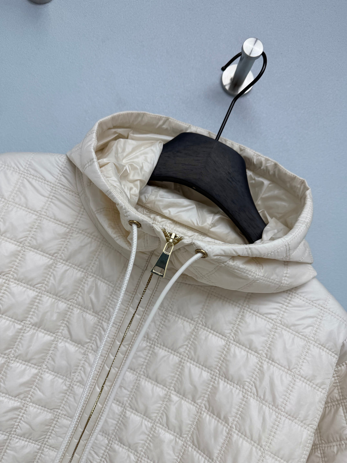 Moncler/26 Latest New Cape-Style Puffer Jacket