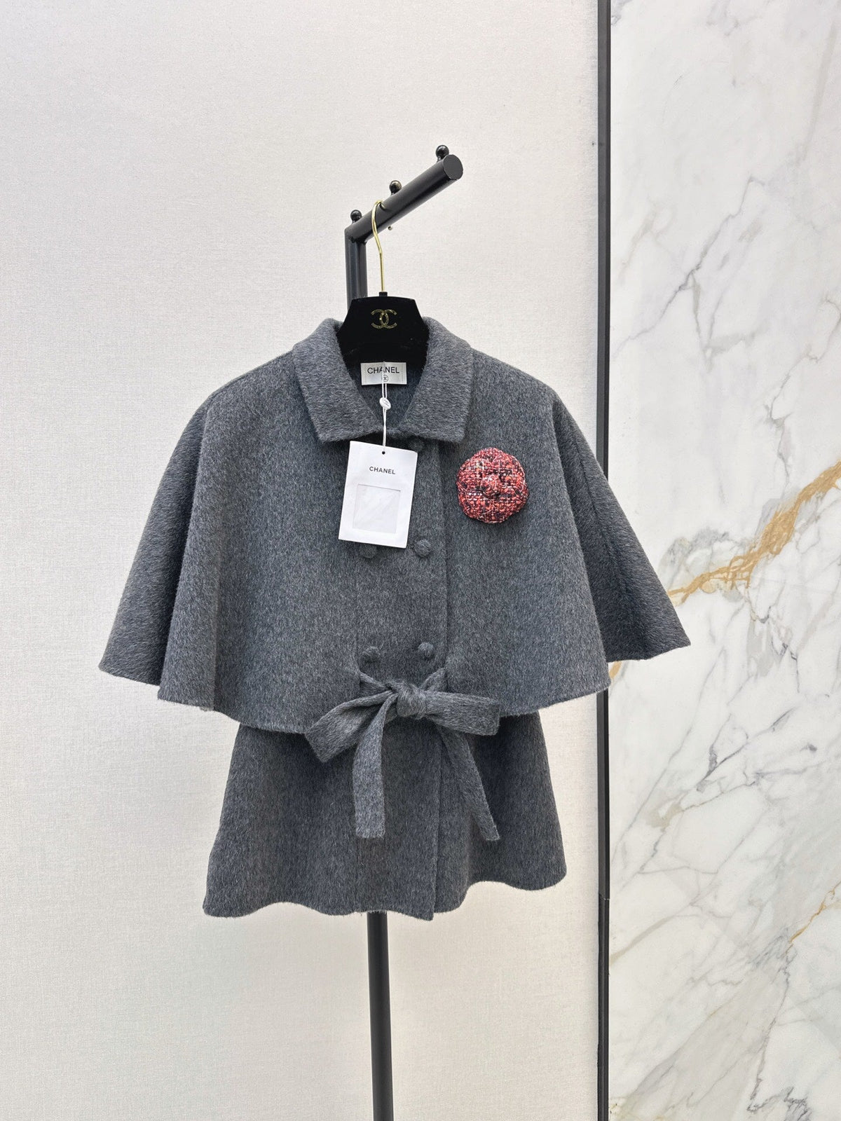 26Latest Autumn/Winter Double-Faced Wool-Blend Cropped Cape Coat