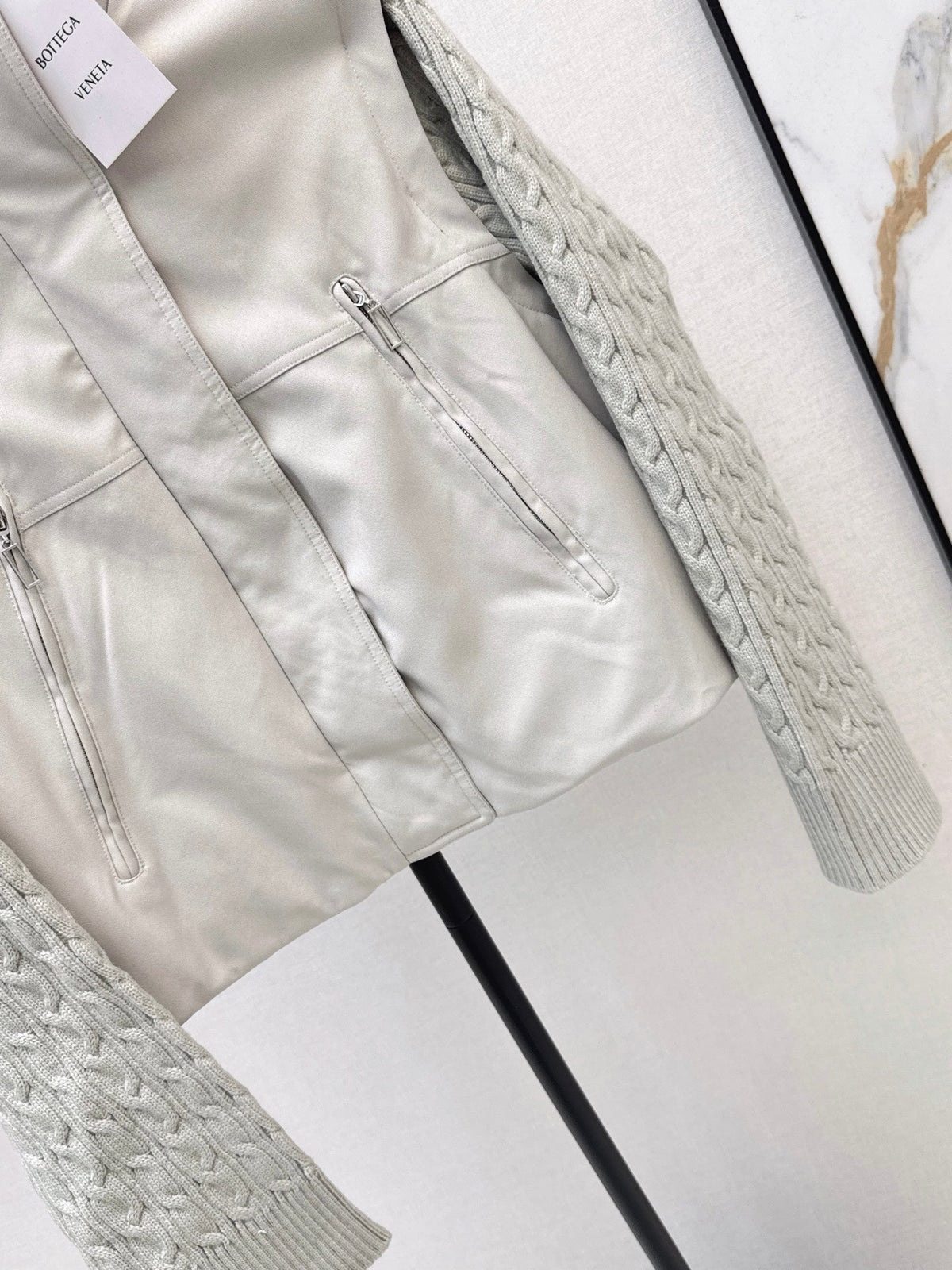 26Latest Autumn/Winter 2-Piece Set: Down Vest with Detachable Sleeves