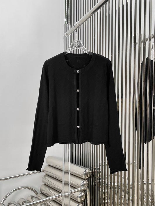 Diamond button knitted cardigan