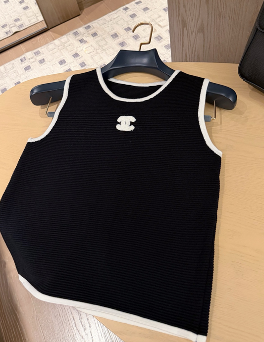 26New Black Knitted Cardigan + Tank Top Set