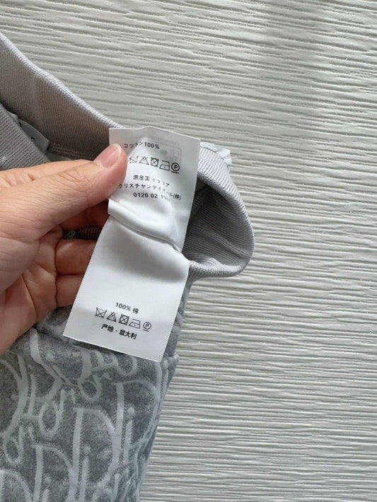 26New Letter-Jacquard Zip-Up Hooded Jacket and Trousers Casual Set