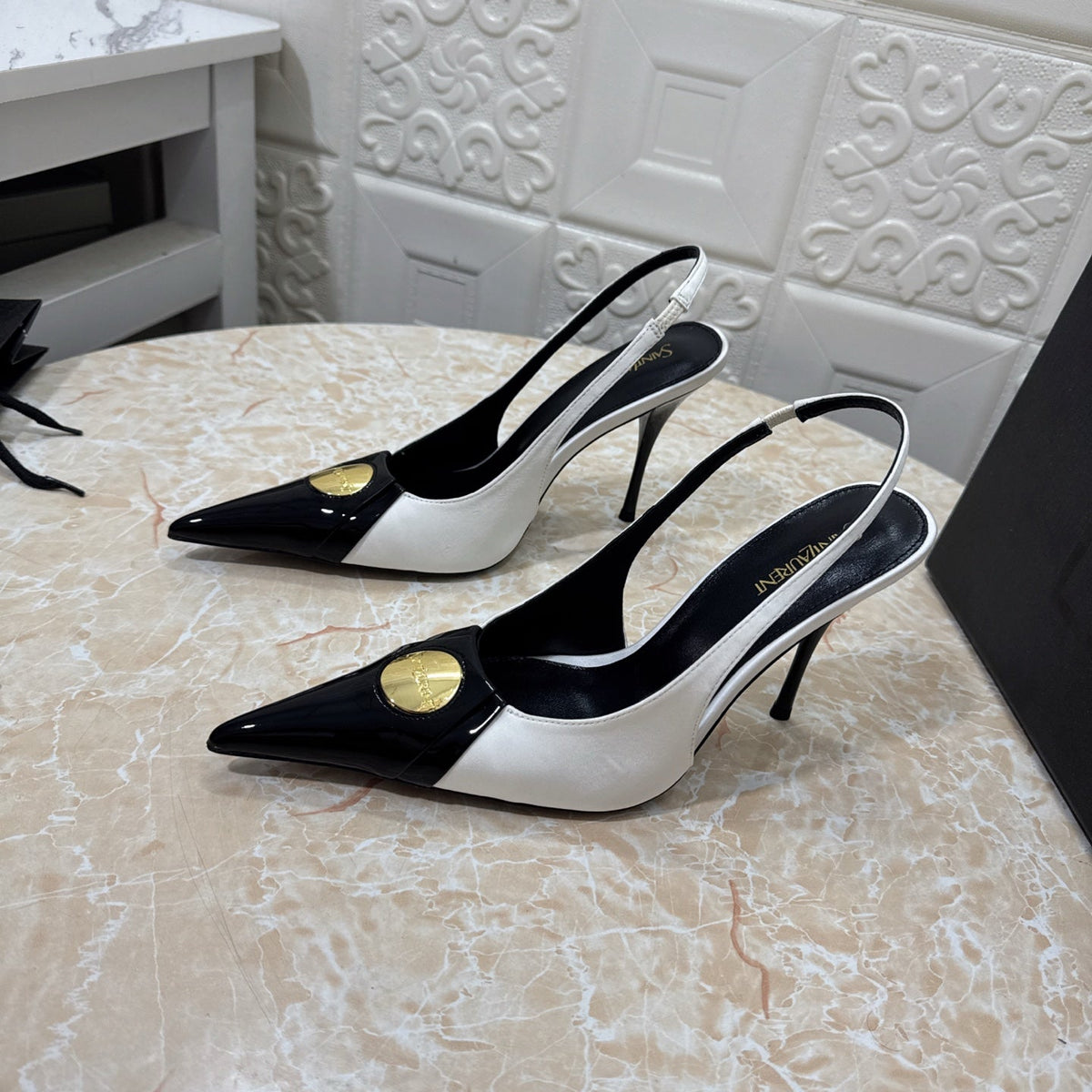 26FW New YSL Logo High Heels π (height: 10.5cm)