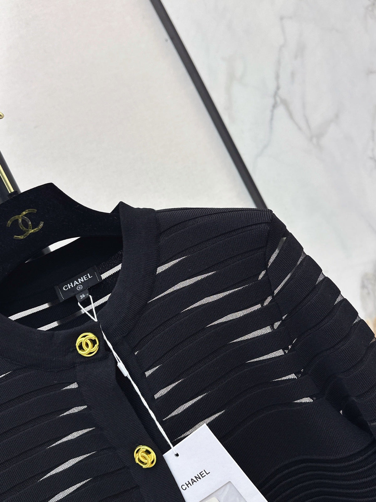 26FW New Striped Jacquard Crew-Neck Cardigan 🖤
