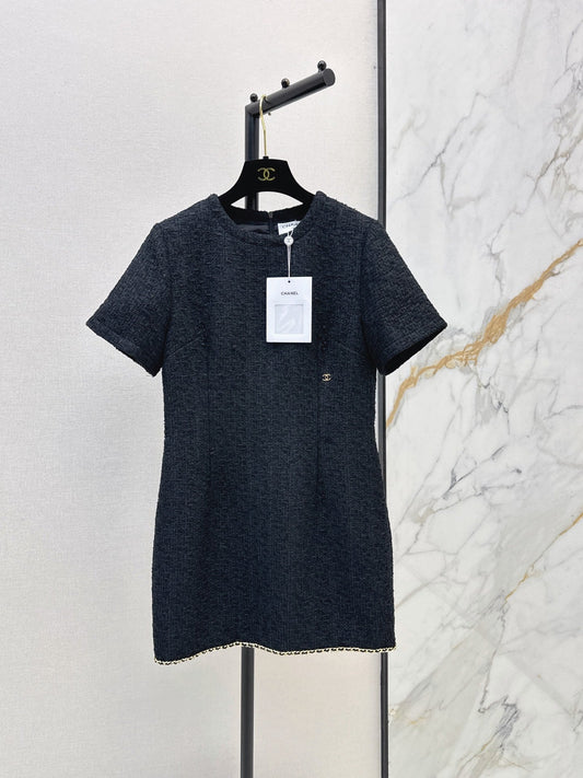26FW New: A chic, stylish dress for the "Coco girl" π€