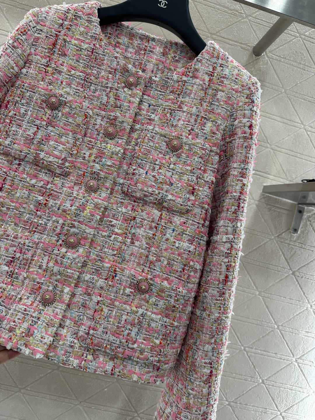 This slubby round-neck dress jacket