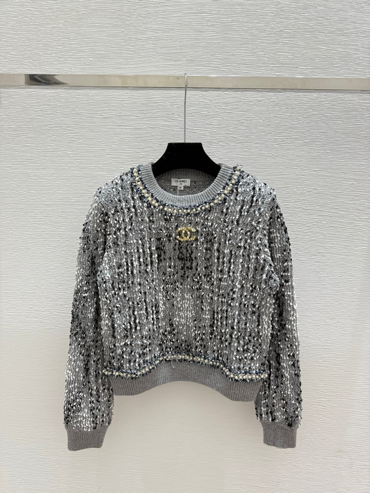 Jacquard beaded round neck knitted long sleeves