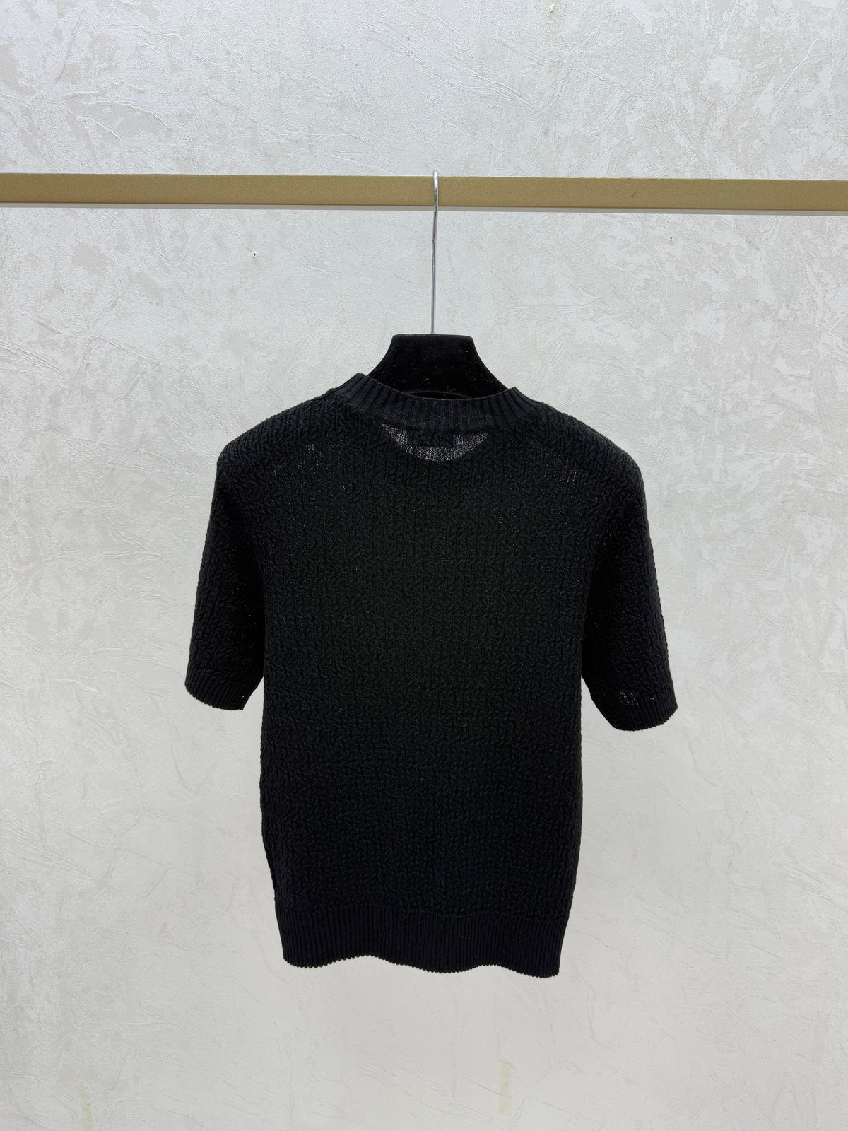 simple round neck knit short-sleeved top