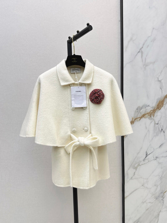 26Latest Autumn/Winter Double-Faced Wool-Blend Cropped Cape Coat