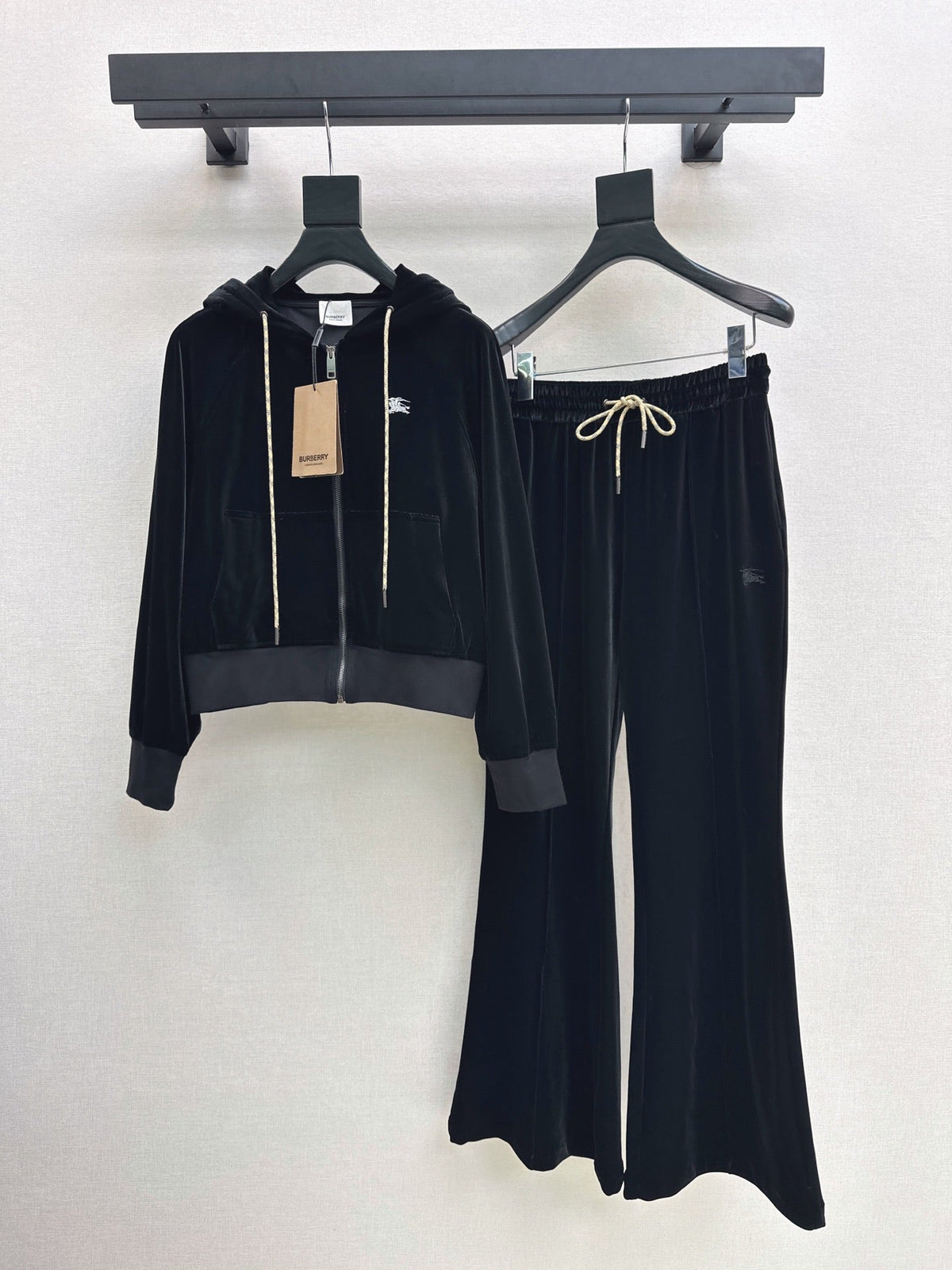 26Latest Heavyweight Velvet Casual Set for Autumn/Winter