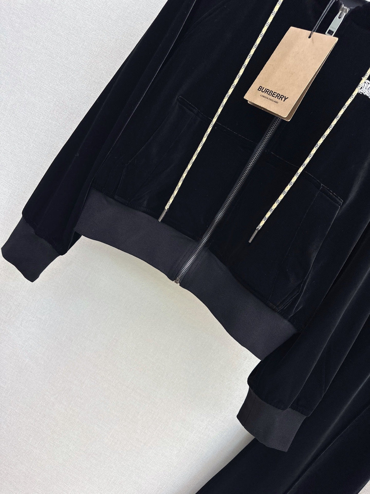 26Latest Heavyweight Velvet Casual Set for Autumn/Winter