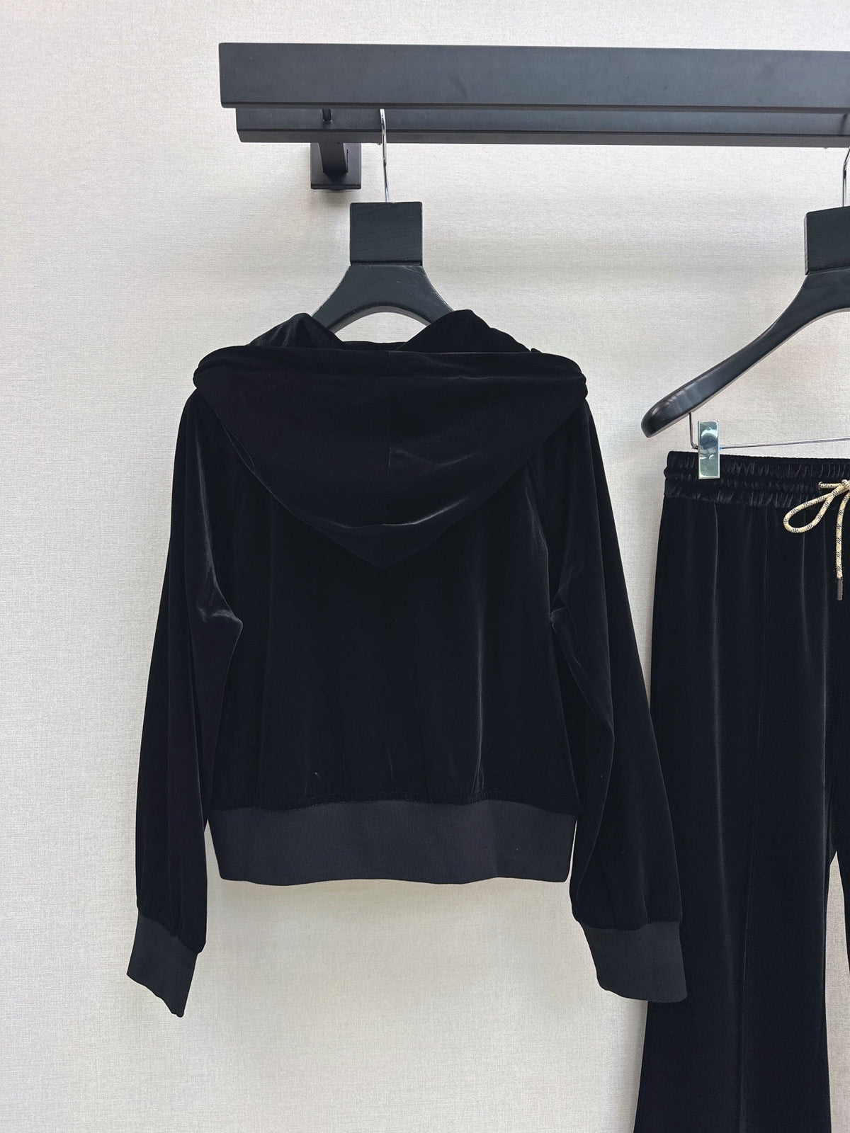 26Latest Heavyweight Velvet Casual Set for Autumn/Winter