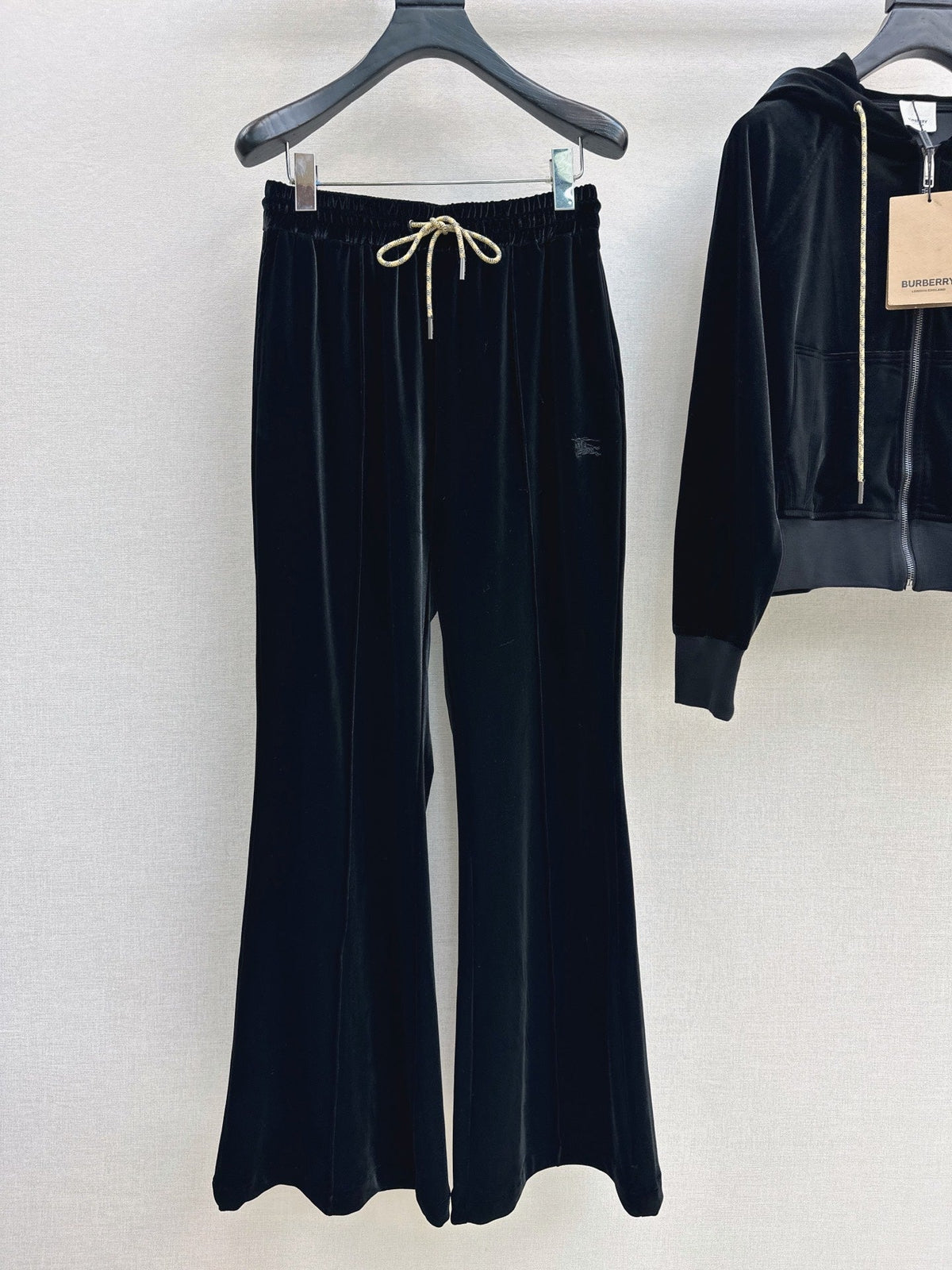 26Latest Heavyweight Velvet Casual Set for Autumn/Winter
