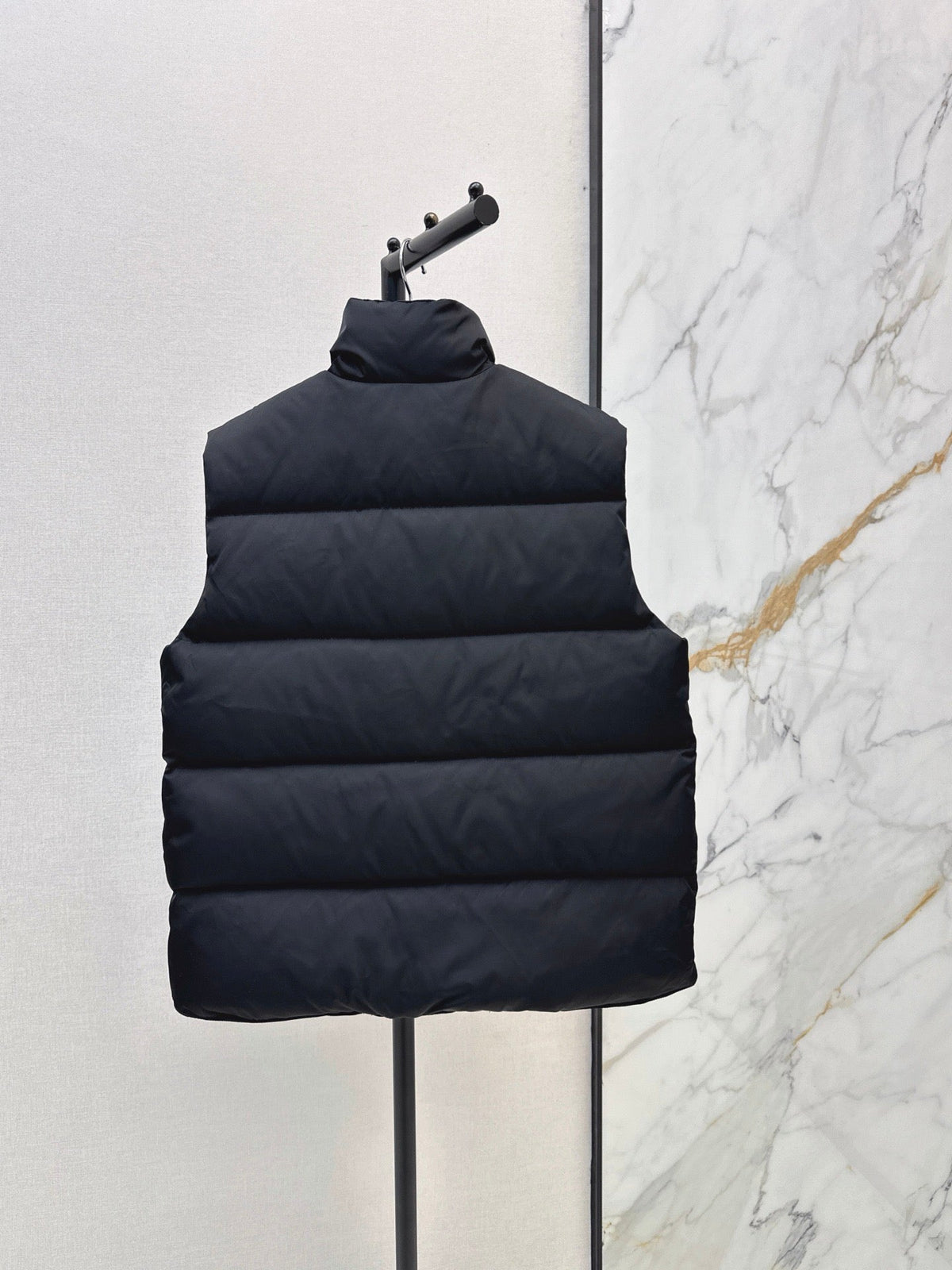 26Latest Autumn/Winter Stand-Collar Down Vest
