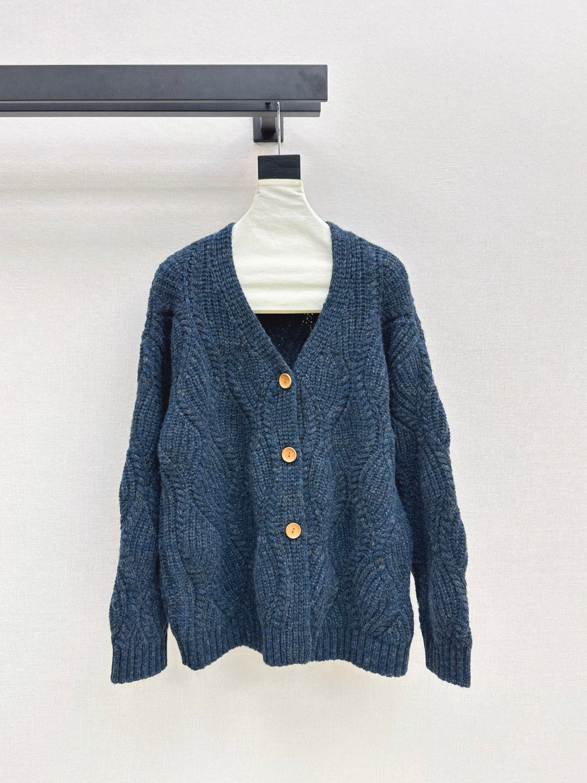 26Latest Autumn/Winter Premium Solid-Color Textured V-Neck Knit Cardigan
