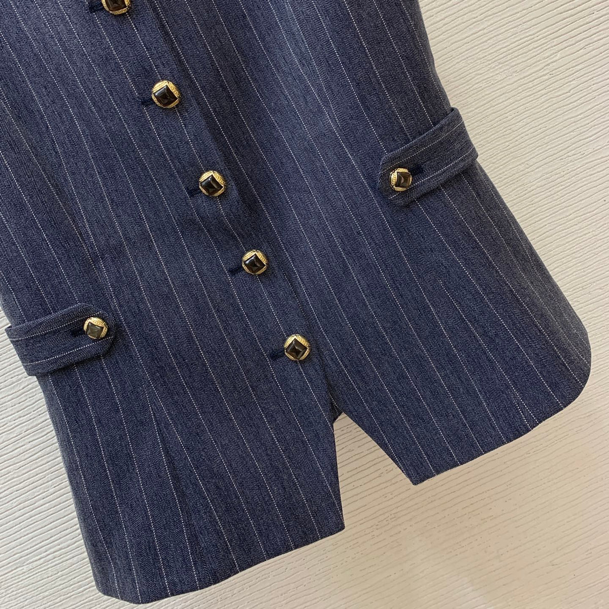 26New Commuter-Style Two-Piece Set