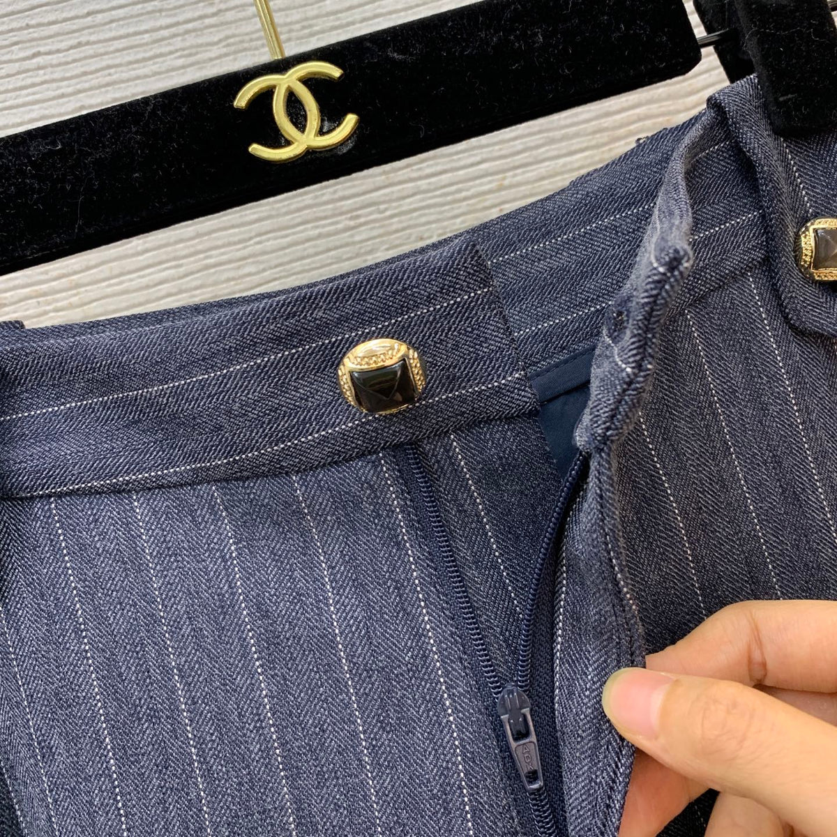 26New Commuter-Style Two-Piece Set