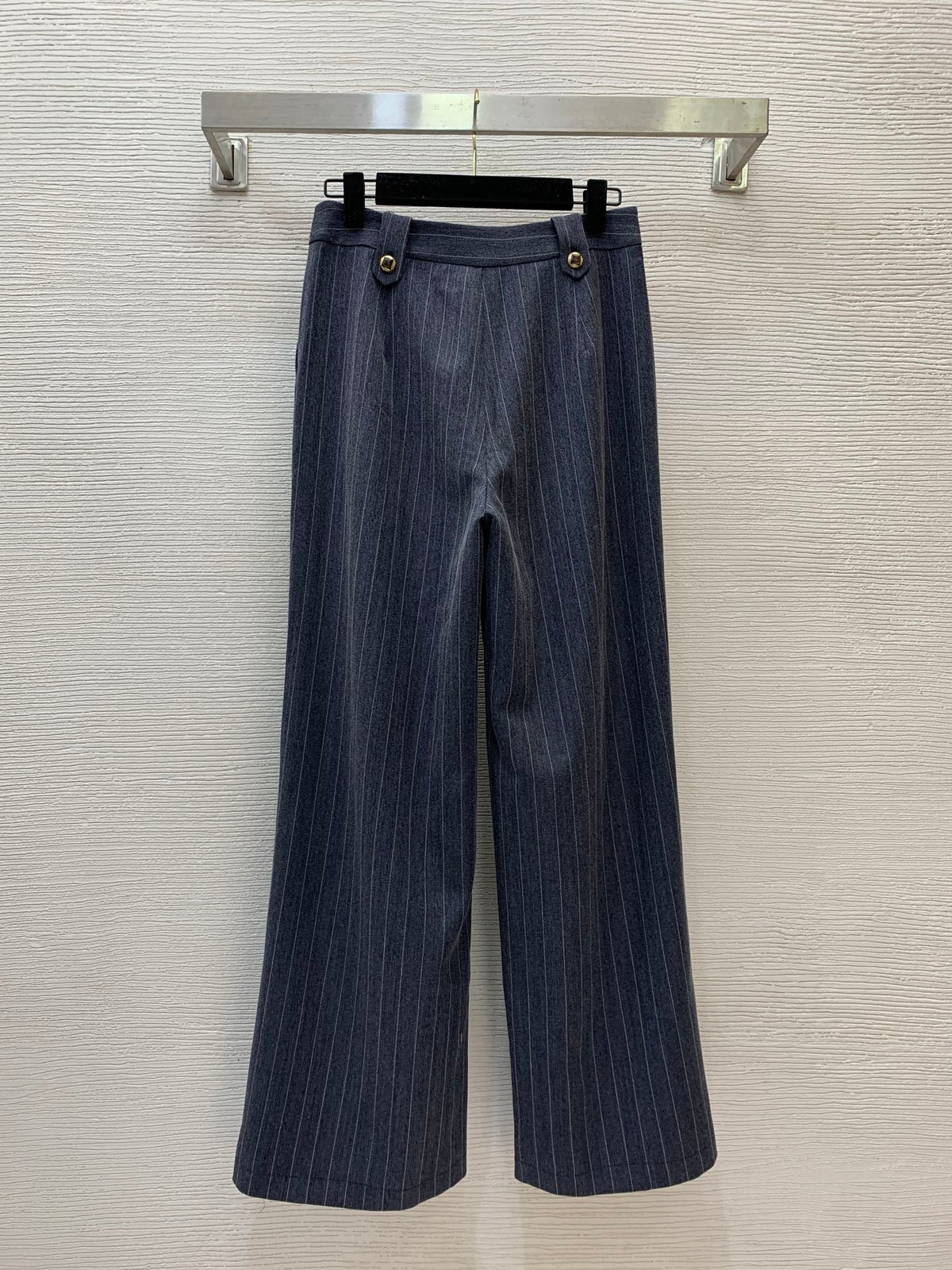 26New Commuter-Style Two-Piece Set