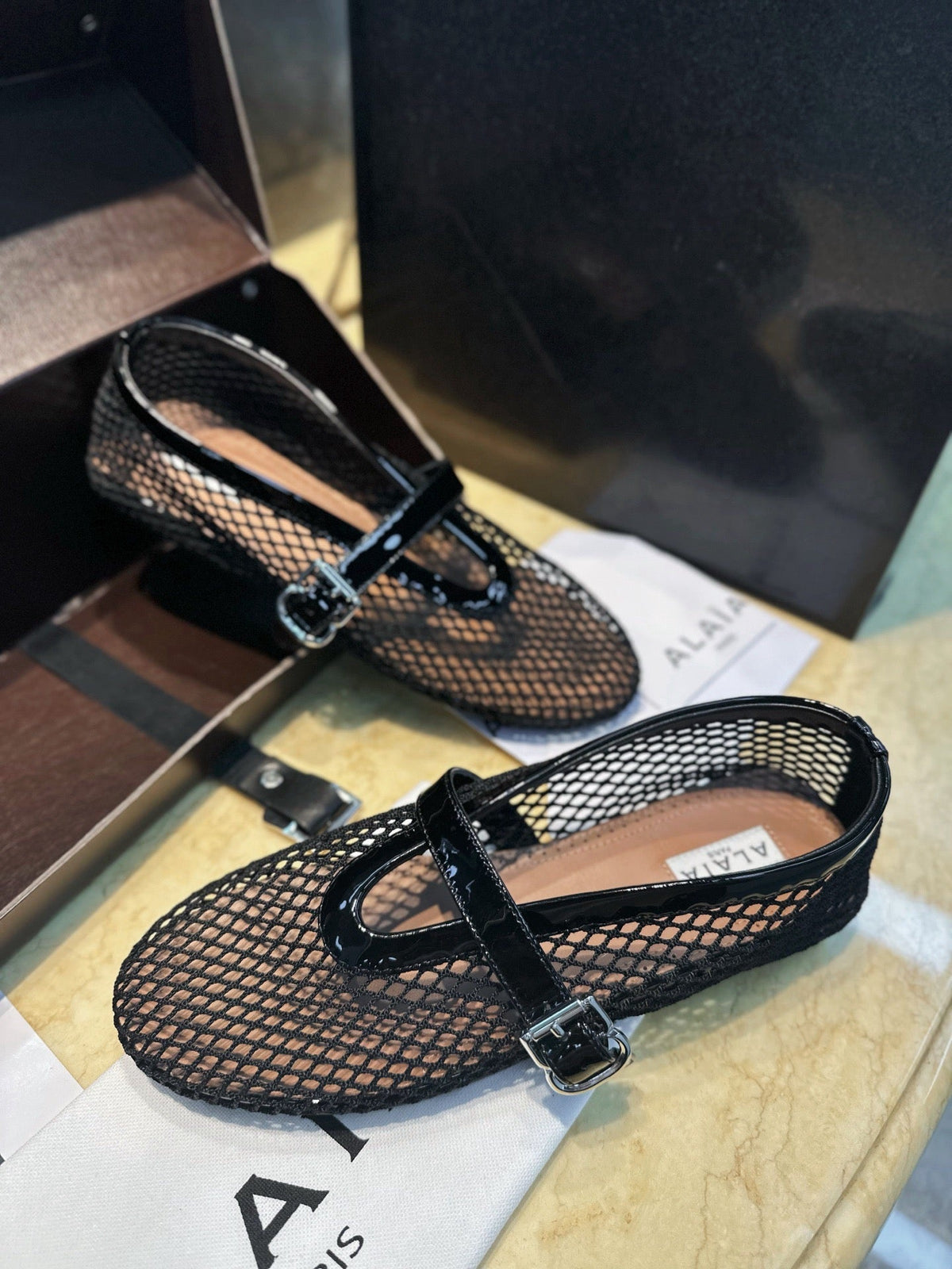 Mesh ballet shoes