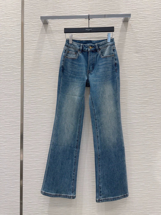 26New-Arrival Jeans