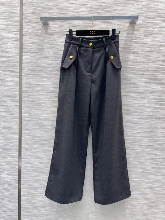 26New Button-Detail Casual Trousers