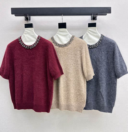 26Exquisite, intricately beaded round-neck short-sleeve knit top (Latest Autumn/Winter Collection)