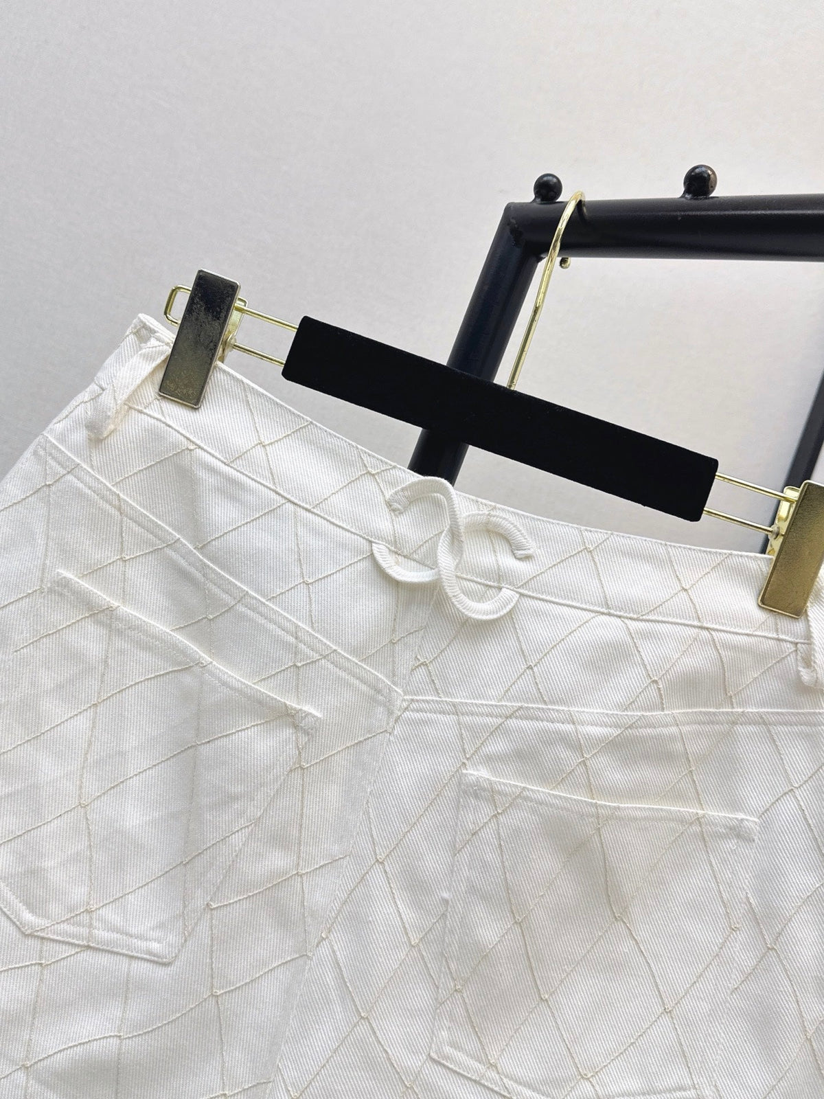 26FW New Quilted-Stitch Denim Shorts 🩵